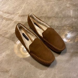 Slip-on fleece lined slipper